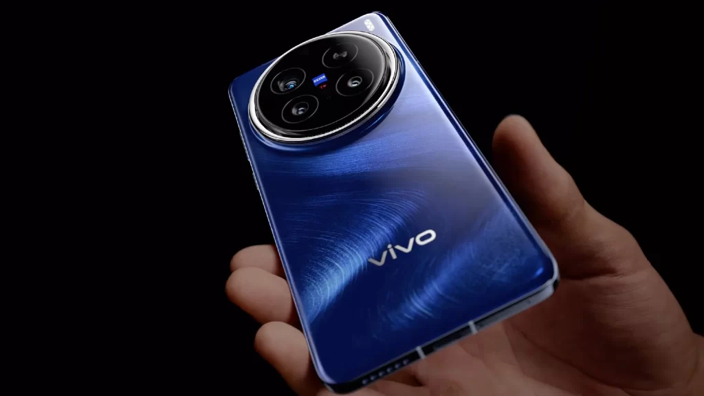 Vivo X200 Series Set to Launch with World’s First LPDDR5X Ultra Pro RAM