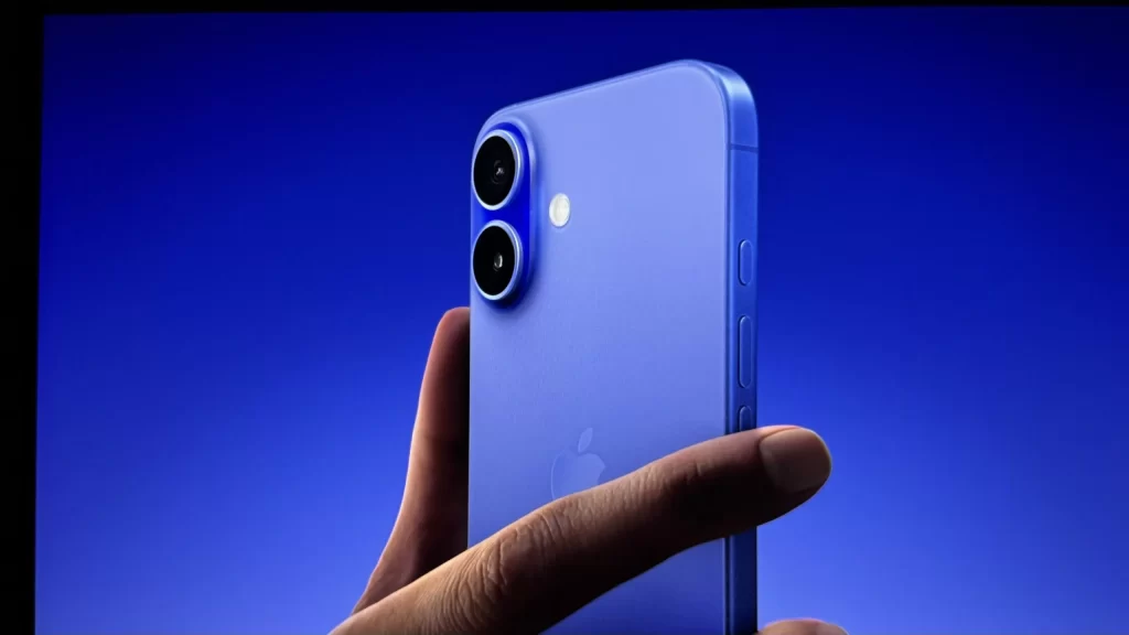 Apple Faces Major Battery Life Complaints With Its New iPhone 16 Series