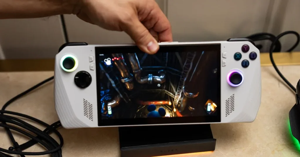 Razer Unveils Cutting-Edge Handheld Dock Chroma and PC Remote Play Features