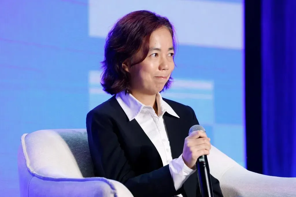 AI pioneer Fei-Fei Li advocates for science-based AI policies ahead of summit